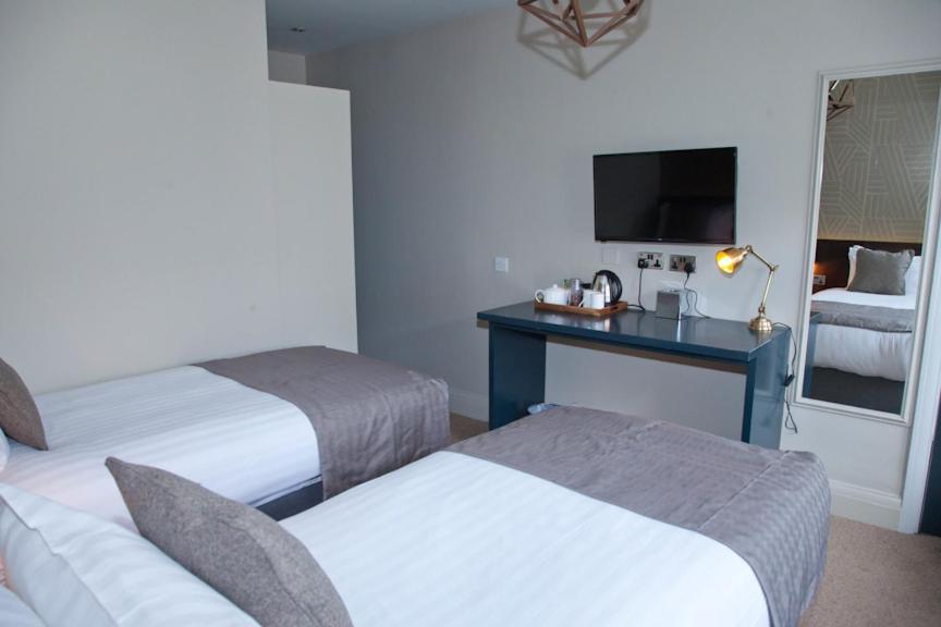 The Royal Hotel Bolton-le-Sands Номер фото