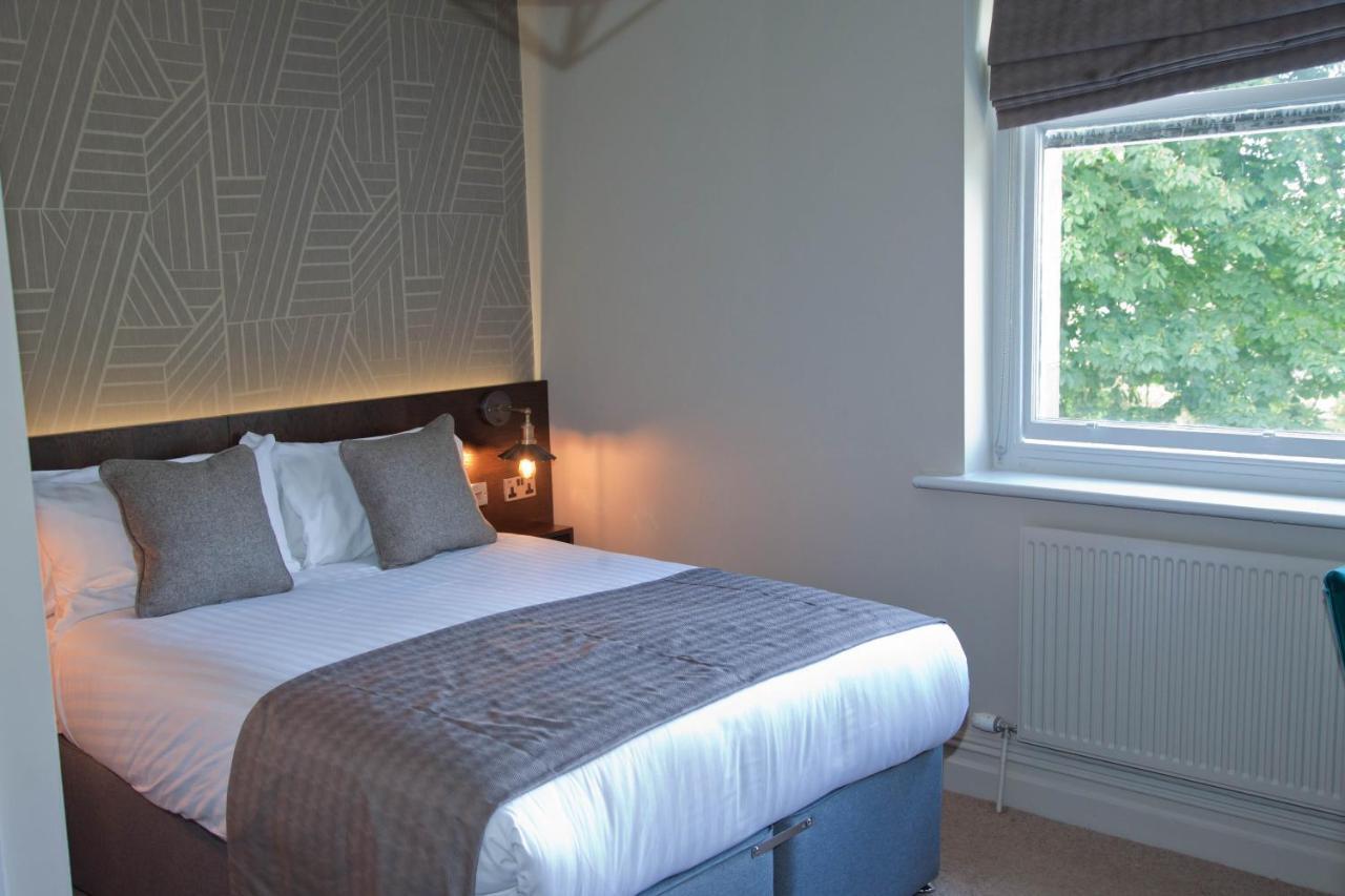 The Royal Hotel Bolton-le-Sands Екстер'єр фото
