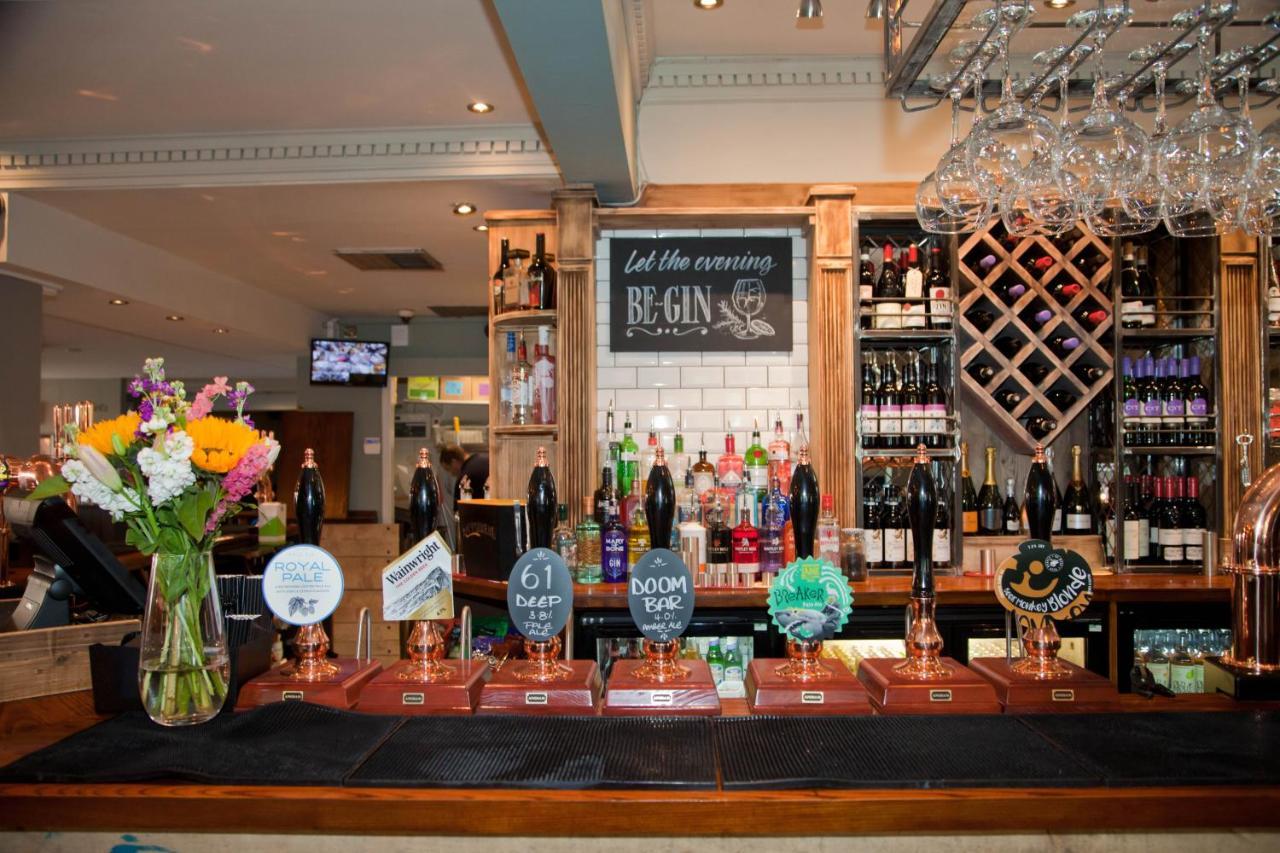 The Royal Hotel Bolton-le-Sands Екстер'єр фото